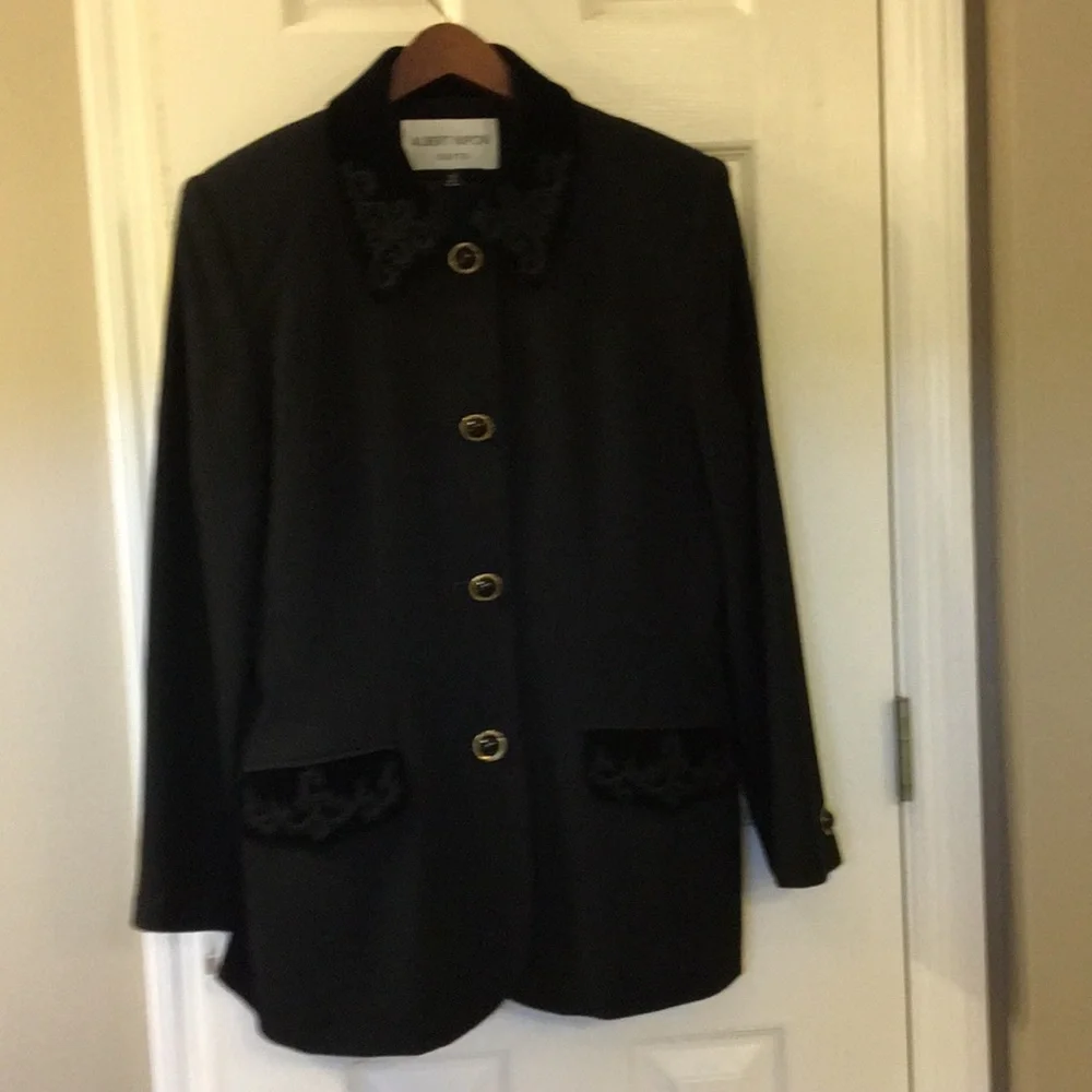 90s Black suit Wool detailed collar pockets button TAILORED